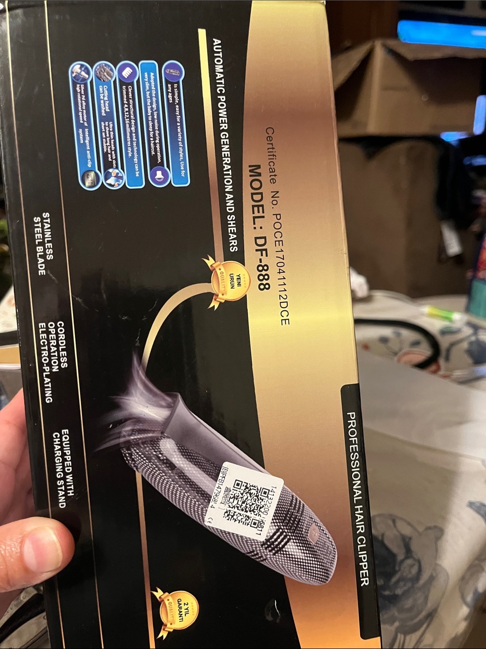Professional Hair Clipper Model DF-888 in Black and Gold